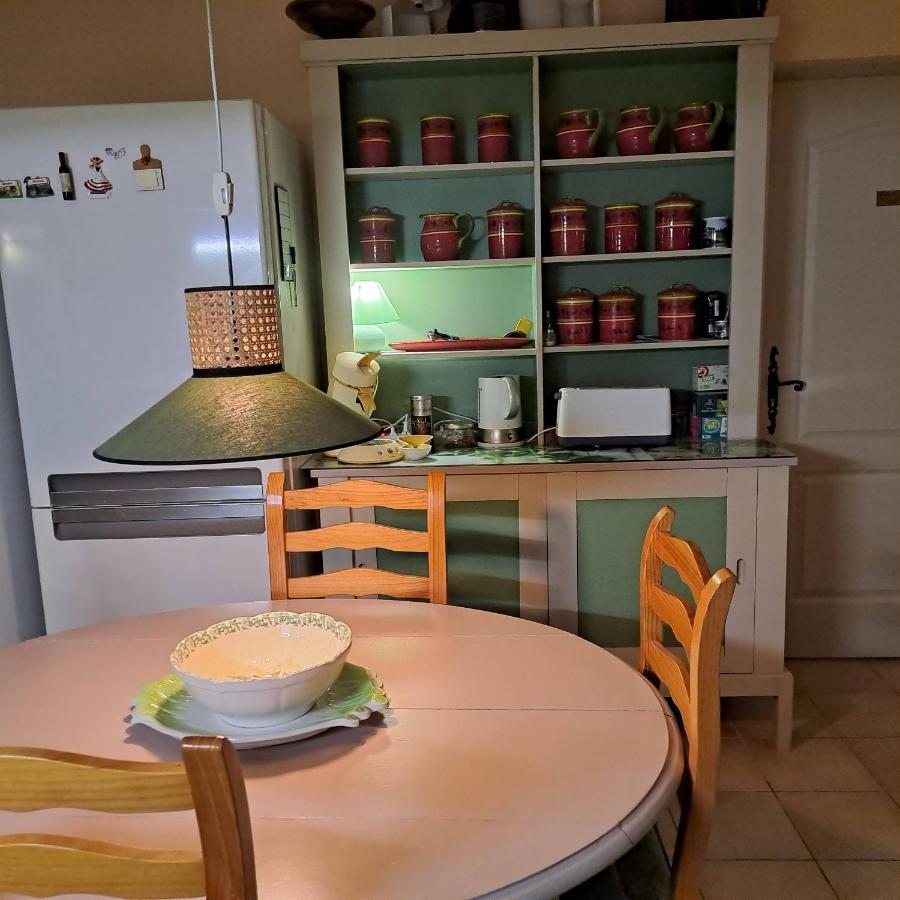 Les Cerises Bed and Breakfast Saint-Saturnin-les-Apt Εξωτερικό φωτογραφία